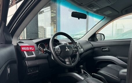 Mitsubishi Outlander III рестайлинг 3, 2010 год, 997 000 рублей, 10 фотография
