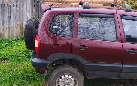 Chevrolet Niva I рестайлинг, 2004 год, 250 000 рублей, 4 фотография