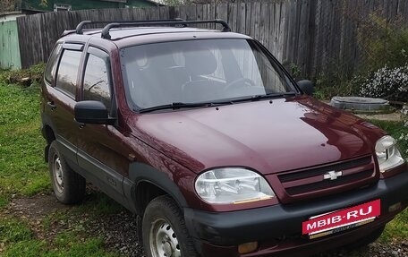 Chevrolet Niva I рестайлинг, 2004 год, 250 000 рублей, 2 фотография