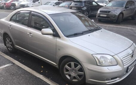 Toyota Avensis III рестайлинг, 2004 год, 550 000 рублей, 2 фотография