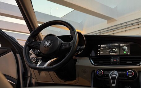 Alfa Romeo Giulia II, 2020 год, 3 400 000 рублей, 15 фотография