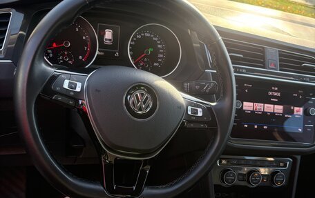 Volkswagen Tiguan II, 2020 год, 2 580 000 рублей, 4 фотография