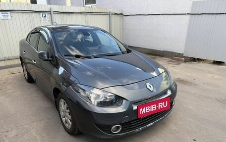Renault Fluence I, 2012 год, 650 000 рублей, 2 фотография