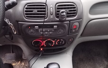 Renault Scenic III рестайлинг, 2001 год, 150 000 рублей, 11 фотография