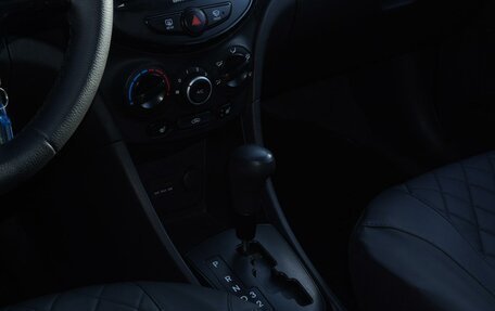 Hyundai Solaris II рестайлинг, 2011 год, 749 000 рублей, 15 фотография