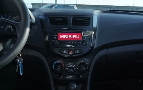 Hyundai Solaris II рестайлинг, 2011 год, 749 000 рублей, 16 фотография