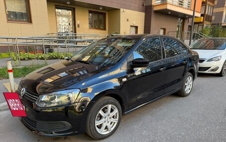 Volkswagen Polo VI (EU Market), 2011 год, 770 000 рублей, 2 фотография