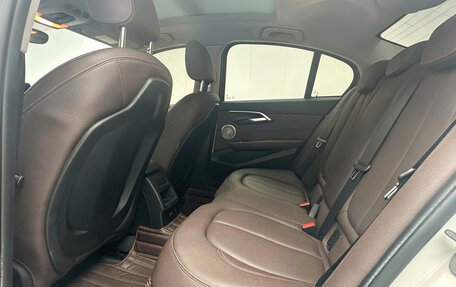 BMW 1 серия, 2022 год, 1 800 000 рублей, 6 фотография