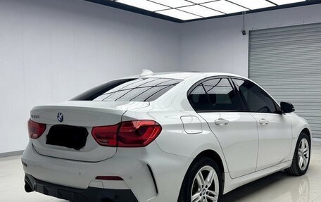 BMW 1 серия, 2022 год, 1 800 000 рублей, 4 фотография