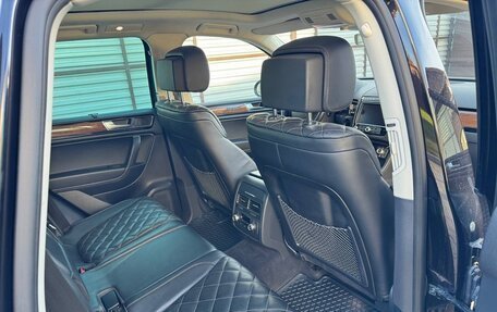Volkswagen Touareg III, 2018 год, 4 000 000 рублей, 18 фотография