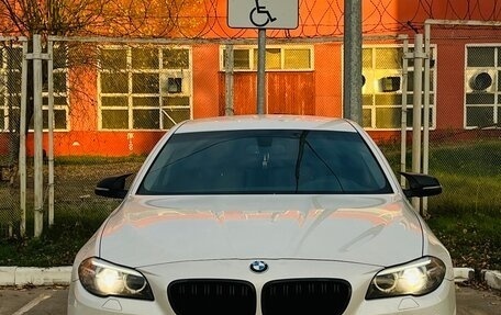 BMW 5 серия, 2014 год, 1 900 000 рублей, 2 фотография