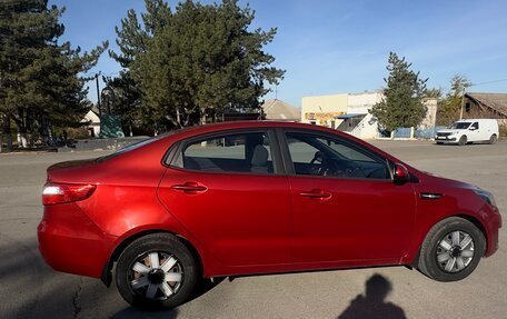KIA Rio III рестайлинг, 2013 год, 950 000 рублей, 5 фотография
