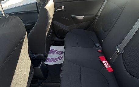 KIA Rio III рестайлинг, 2013 год, 950 000 рублей, 11 фотография