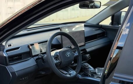 Toyota RAV4, 2026 год, 4 300 000 рублей, 7 фотография