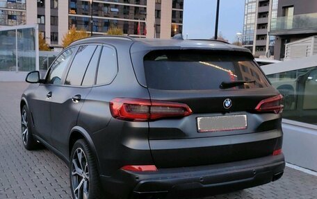 BMW X5, 2019 год, 6 099 000 рублей, 2 фотография