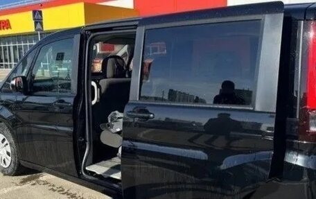 Honda Stepwgn IV рестайлинг, 2017 год, 2 000 000 рублей, 17 фотография
