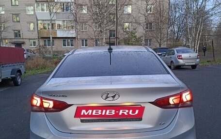 Hyundai Solaris II рестайлинг, 2018 год, 770 000 рублей, 2 фотография