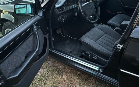 Mercedes-Benz E-Класс, 1994 год, 450 000 рублей, 12 фотография