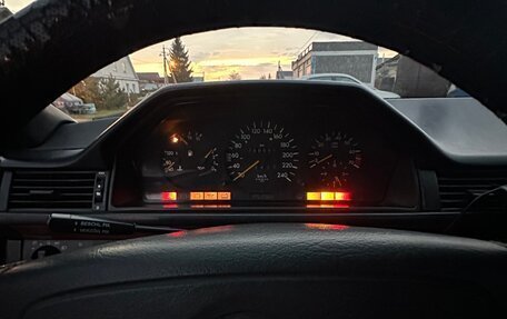 Mercedes-Benz E-Класс, 1994 год, 450 000 рублей, 14 фотография