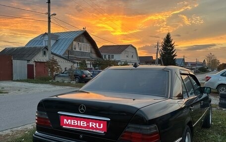 Mercedes-Benz E-Класс, 1994 год, 450 000 рублей, 6 фотография
