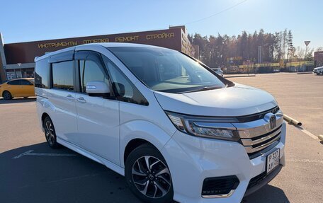 Honda Stepwgn IV рестайлинг, 2021 год, 2 450 000 рублей, 2 фотография