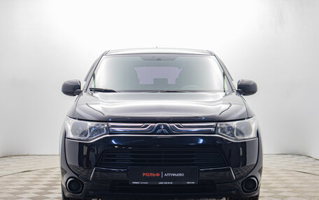 Mitsubishi Outlander III рестайлинг 3, 2013 год, 980 000 рублей, 2 фотография