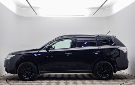 Mitsubishi Outlander III рестайлинг 3, 2013 год, 980 000 рублей, 8 фотография
