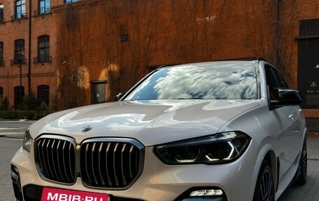 BMW X5, 2019 год, 7 950 000 рублей, 2 фотография