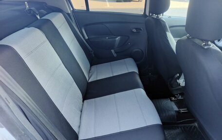 Renault Logan II, 2017 год, 690 000 рублей, 16 фотография