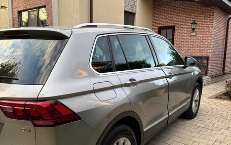 Volkswagen Tiguan II, 2017 год, 1 649 000 рублей, 4 фотография