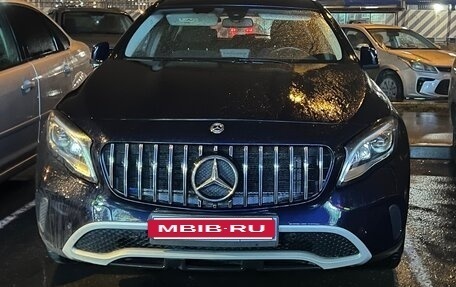 Mercedes-Benz GLA, 2018 год, 1 900 000 рублей, 2 фотография