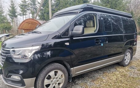 Hyundai Grand Starex Grand Starex I рестайлинг 2, 2020 год, 5 200 000 рублей, 4 фотография