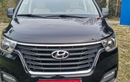 Hyundai Grand Starex Grand Starex I рестайлинг 2, 2020 год, 5 200 000 рублей, 9 фотография