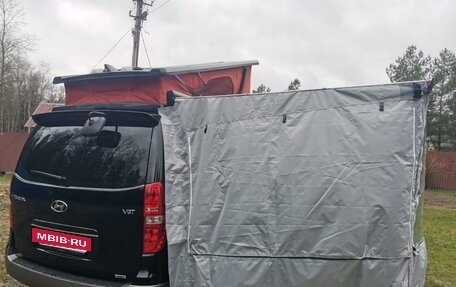 Hyundai Grand Starex Grand Starex I рестайлинг 2, 2020 год, 5 200 000 рублей, 11 фотография