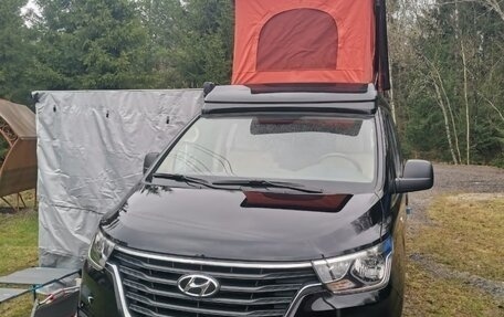 Hyundai Grand Starex Grand Starex I рестайлинг 2, 2020 год, 5 200 000 рублей, 14 фотография