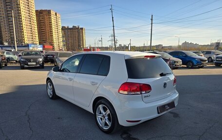 Volkswagen Golf VII рестайлинг, 2012 год, 798 000 рублей, 3 фотография
