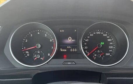 Volkswagen Tiguan II, 2018 год, 2 100 000 рублей, 11 фотография