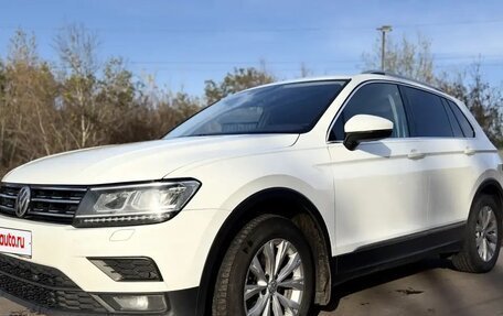 Volkswagen Tiguan II, 2018 год, 2 100 000 рублей, 10 фотография