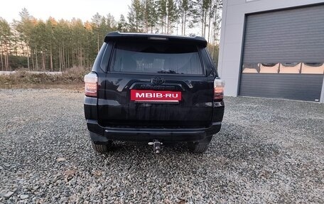 Toyota 4Runner V, 2020 год, 6 500 000 рублей, 9 фотография