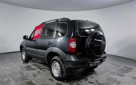 Chevrolet Niva I рестайлинг, 2016 год, 670 000 рублей, 8 фотография