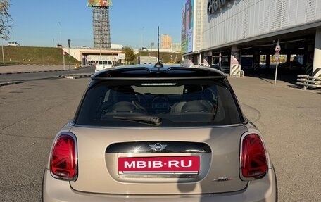MINI Hatch, 2021 год, 3 090 000 рублей, 6 фотография