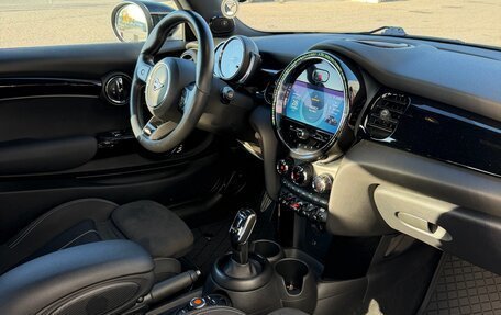 MINI Hatch, 2021 год, 3 090 000 рублей, 9 фотография