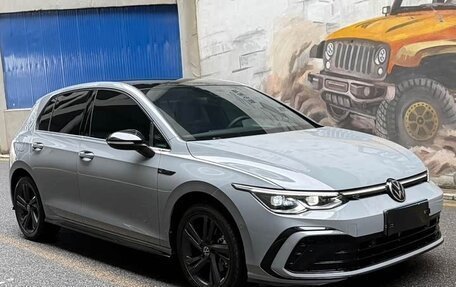 Volkswagen Golf VIII, 2023 год, 1 730 001 рублей, 3 фотография