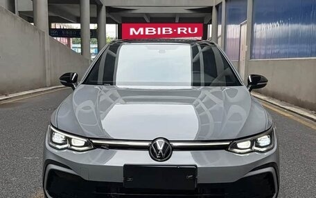Volkswagen Golf VIII, 2023 год, 1 730 001 рублей, 2 фотография