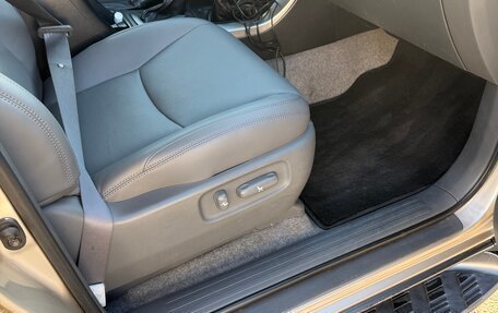 Toyota Land Cruiser Prado 120, 2006 год, 2 495 000 рублей, 13 фотография
