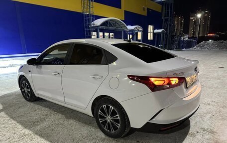 Hyundai Solaris II рестайлинг, 2021 год, 1 390 000 рублей, 3 фотография