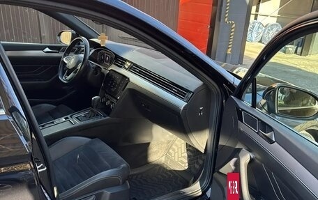 Volkswagen Passat B8 рестайлинг, 2020 год, 2 600 000 рублей, 12 фотография