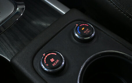 Nissan Pathfinder, 2010 год, 1 180 000 рублей, 16 фотография