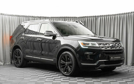 Ford Explorer V рестайлинг, 2019 год, 3 200 000 рублей, 2 фотография