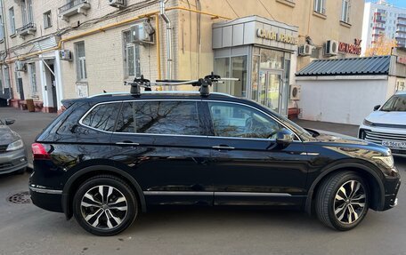 Volkswagen Tiguan II, 2022 год, 3 550 000 рублей, 8 фотография